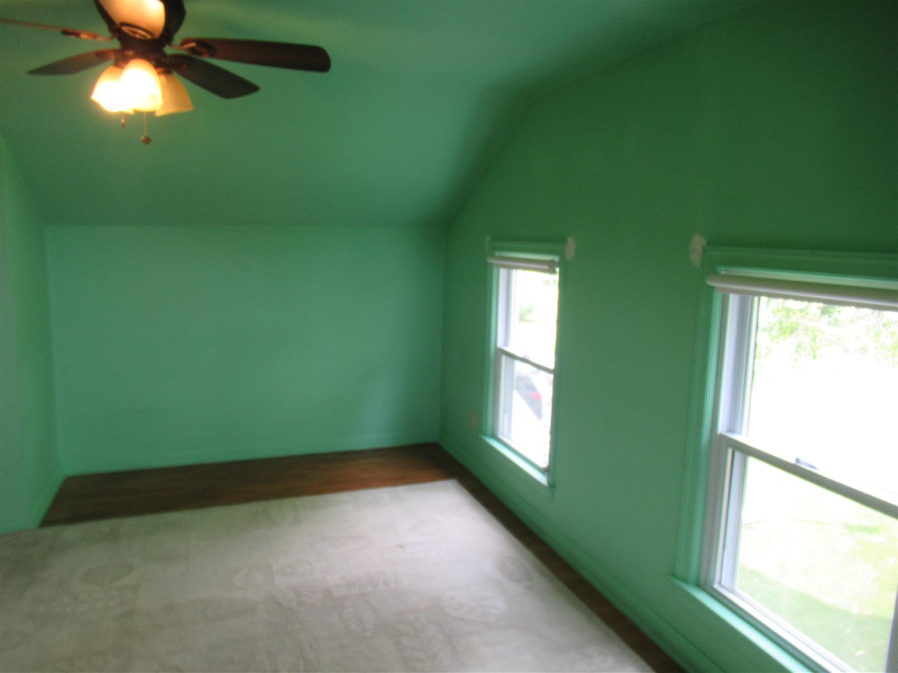 7216 Miller Road Swartz Creek, MI 48473 - Photo 33 of 56 50052462-32.JPG