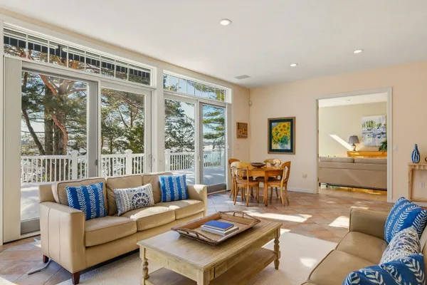 $4,999,999 | 75 Marina Heights, New Castle, NH 03854