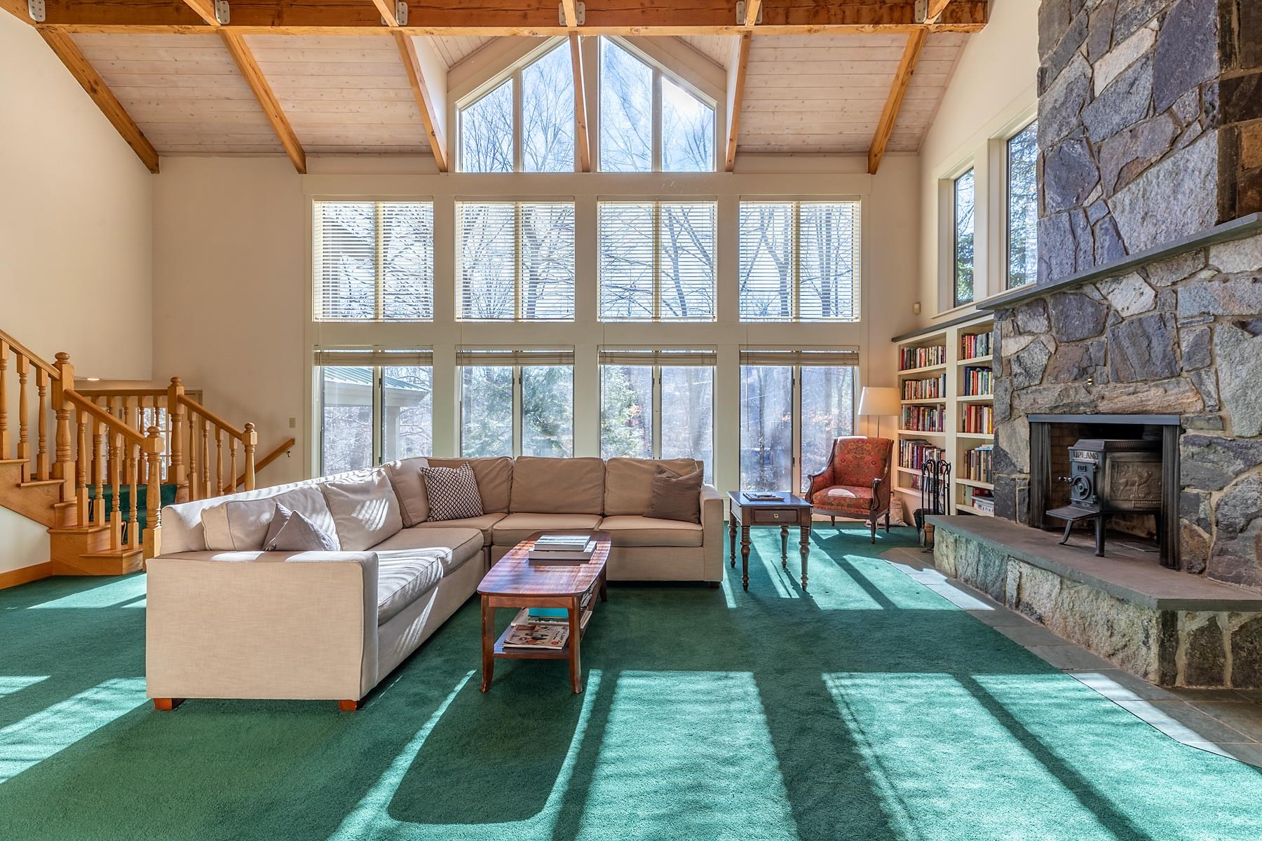 22 Mountain View Road Winhall, VT 05340 - Photo 9 of 31 Gallery Image 9