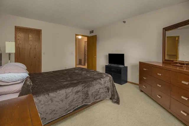 $250,000 | 2603 Concord Way, St. Paul, MN 55120