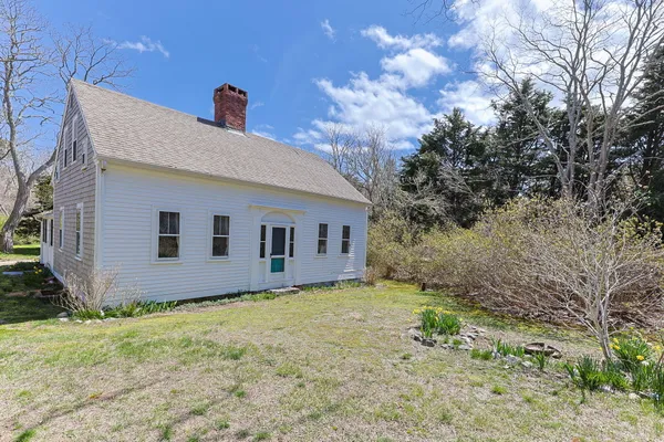 $1,200,000 | 1551 Route 6, Wellfleet, MA 02667