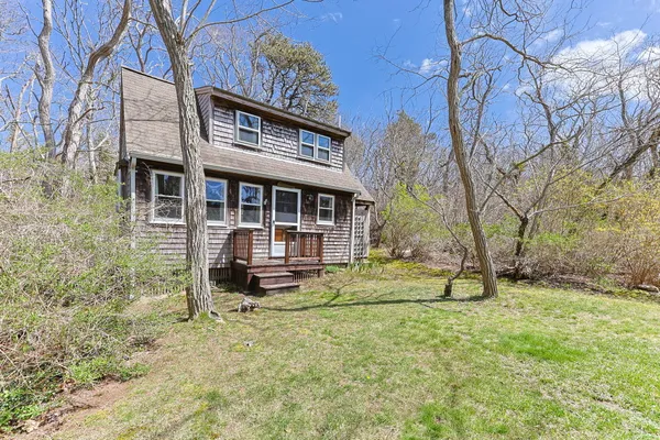 $1,200,000 | 1551 Route 6, Wellfleet, MA 02667