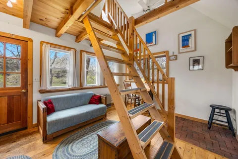 $1,200,000 | 1551 Route 6, Wellfleet, MA 02667
