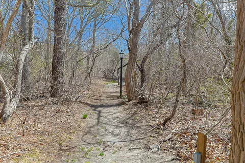 $1,200,000 | 1551 Route 6, Wellfleet, MA 02667