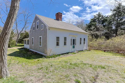 $1,200,000 | 1551 Route 6, Wellfleet, MA 02667