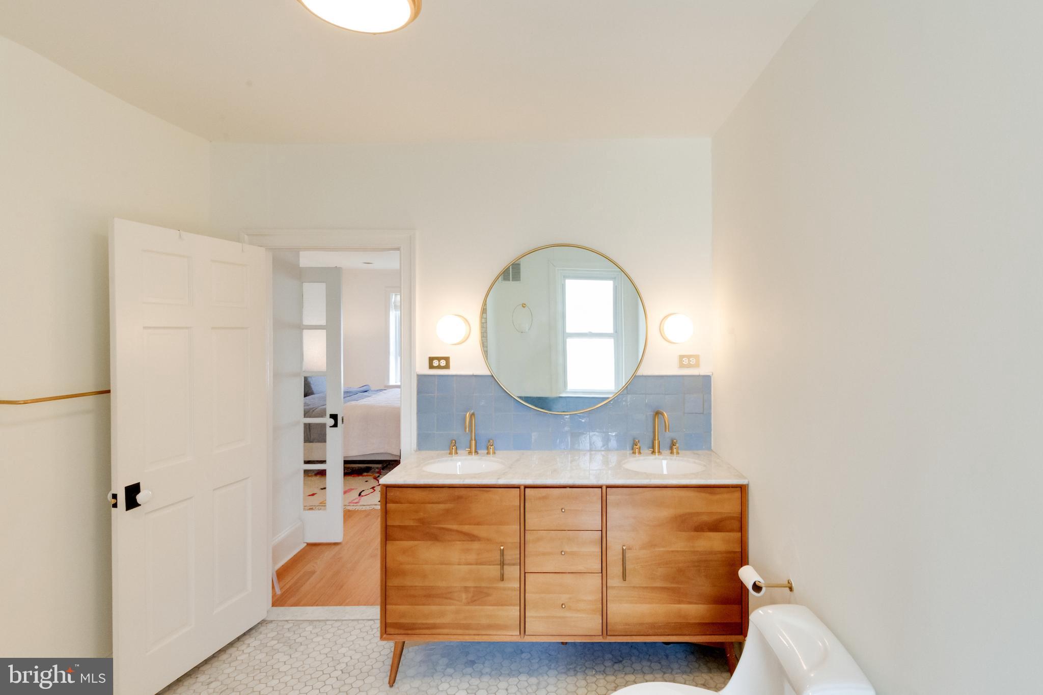 2332 St Albans Street Philadelphia, PA 19146 - Photo 36 of 60