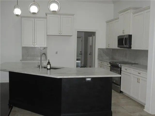 $2,800 | 255 Saw Grass Loop, Covington, LA 70435