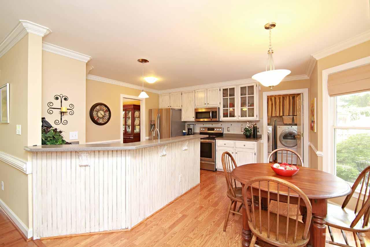 9112 Dawnshire Road Raleigh, NC 27615 - Photo 8 of 25 Gallery Image 8