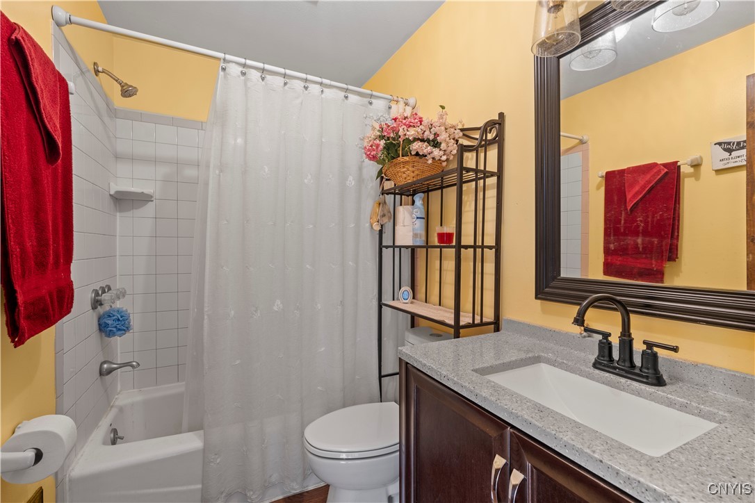 105 County Rte 4 Hastings, NY 13036 - Photo 17 of 46 Bathroom 2