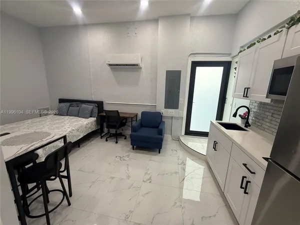 $1,400 | 13204 Southwest 228th Street, Unit A, Miami, FL 33170