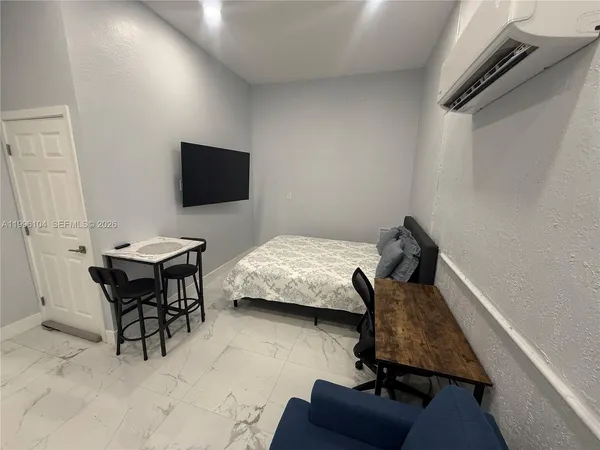 $1,400 | 13204 Southwest 228th Street, Unit A, Miami, FL 33170