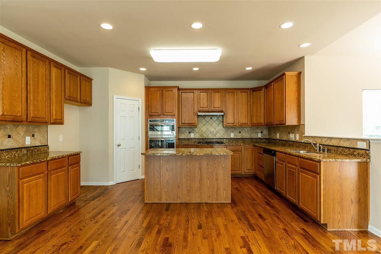 862 Seastone Street Raleigh, NC 27603 - Photo 3 of 30