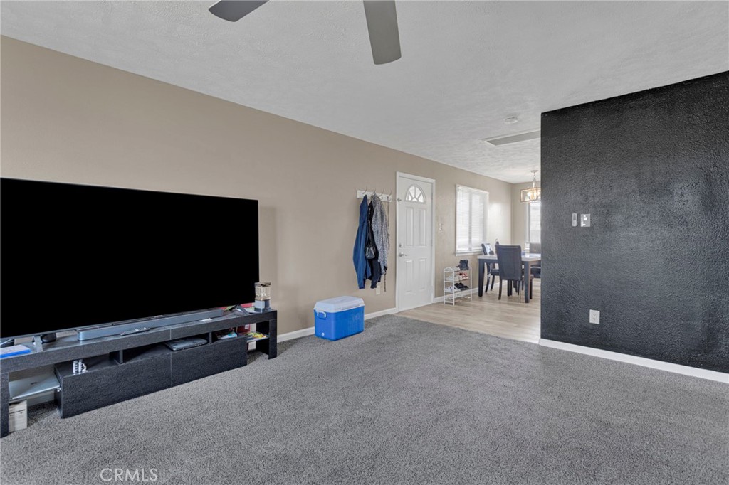 27763 Crestview Road Barstow, CA 92311 - Photo 11 of 48