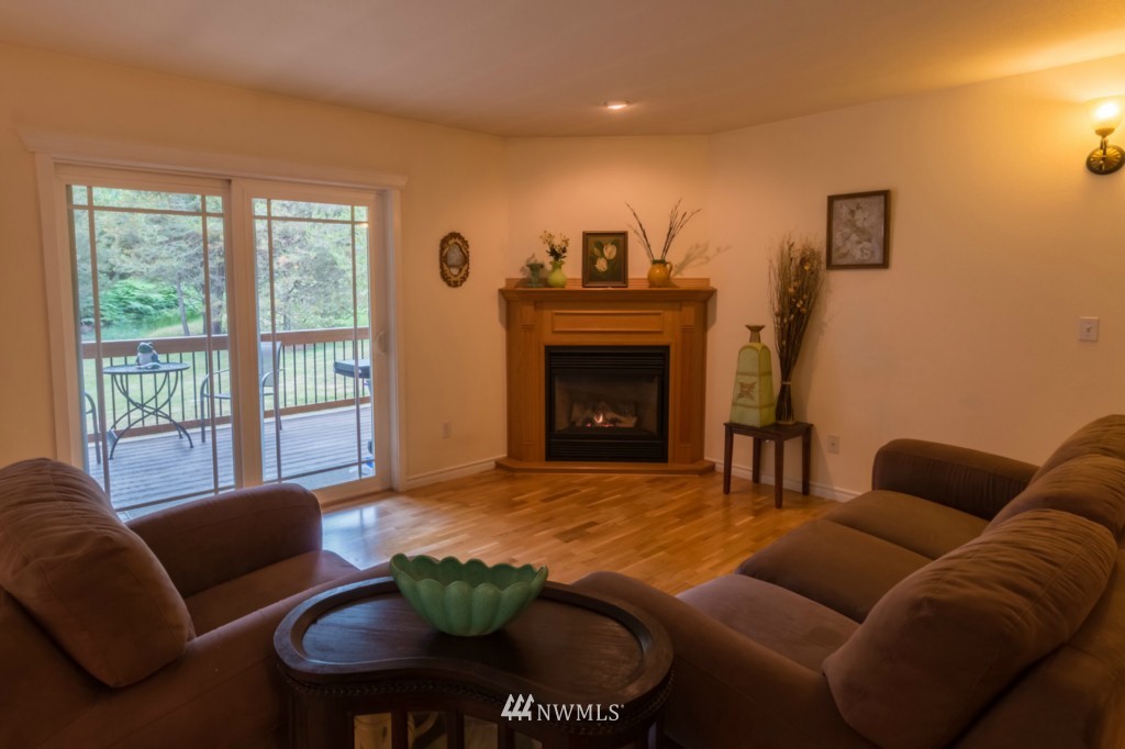 4617 Julian Road Southwest Port Orchard, WA 98367 - Photo 11 of 25 Gallery Image 11