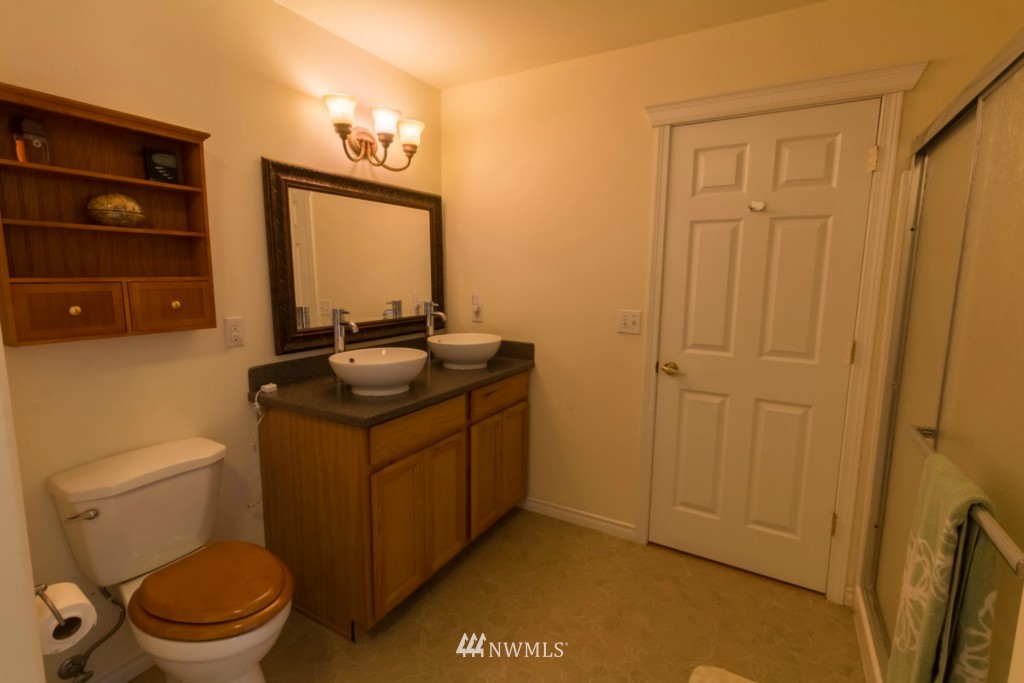 4617 Julian Road Southwest Port Orchard, WA 98367 - Photo 15 of 25 Gallery Image 15