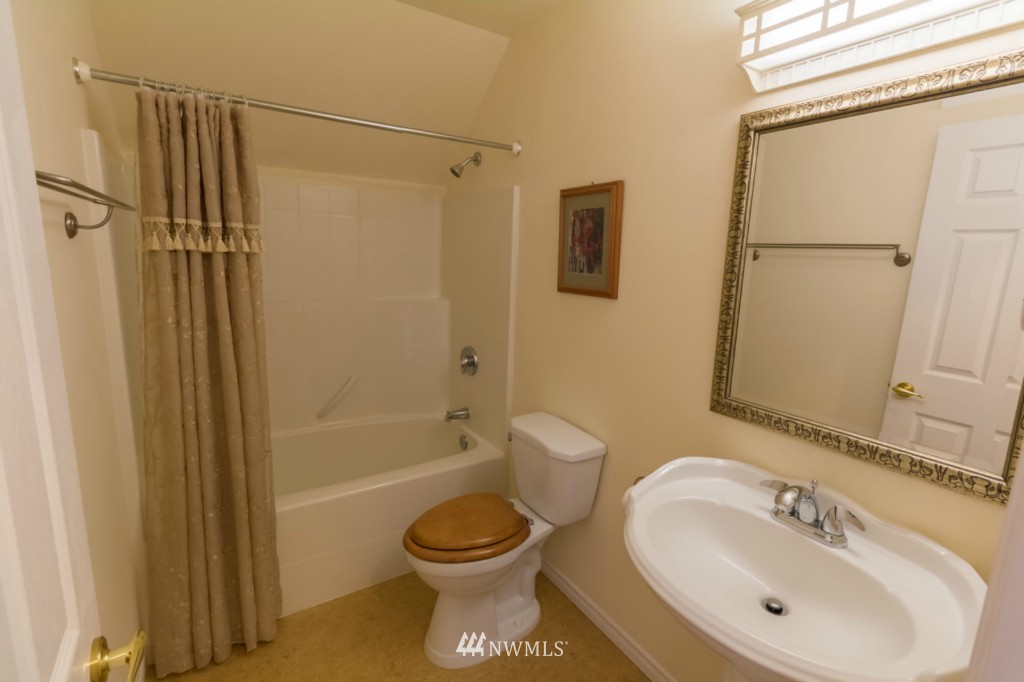 4617 Julian Road Southwest Port Orchard, WA 98367 - Photo 20 of 25 Gallery Image 20