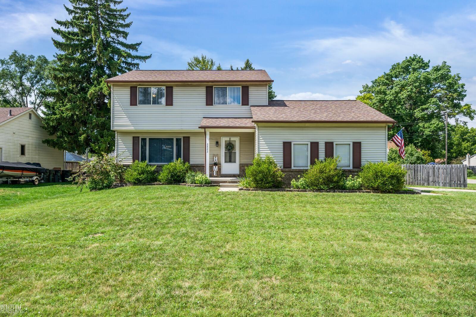2822 Longview Avenue Rochester Hills, MI 48307 - Photo 1 of 29