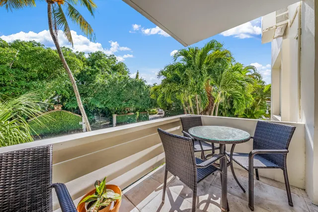 $13,000 | 455 Worth Avenue, Unit 201, Palm Beach, FL 33480