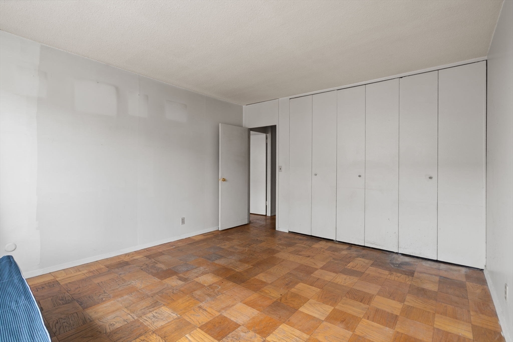 65 East India Row, Unit 6B Boston, MA 02110 - Photo 18 of 28