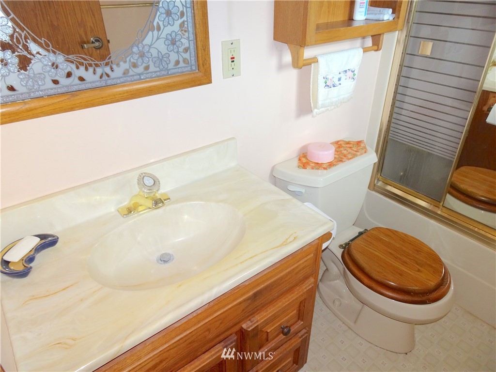 8444 East Caraway Road Port Orchard, WA 98366 - Photo 25 of 40 Gallery Image 25