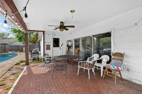 $450,000 | 1204 King Arthur Circle, College Station, TX 77840