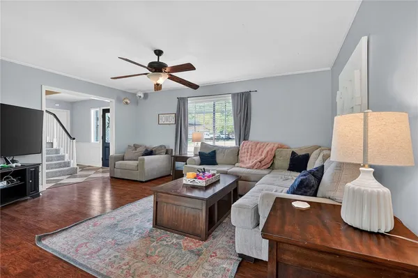 $450,000 | 1204 King Arthur Circle, College Station, TX 77840