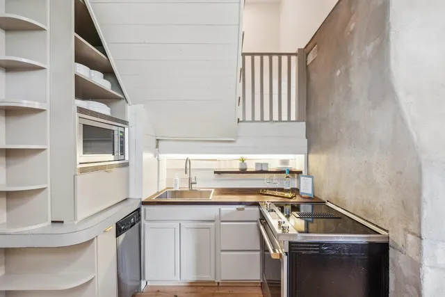 $1,990,000 | 179 St Philip Street, Unit D AND E, Charleston, SC 29403