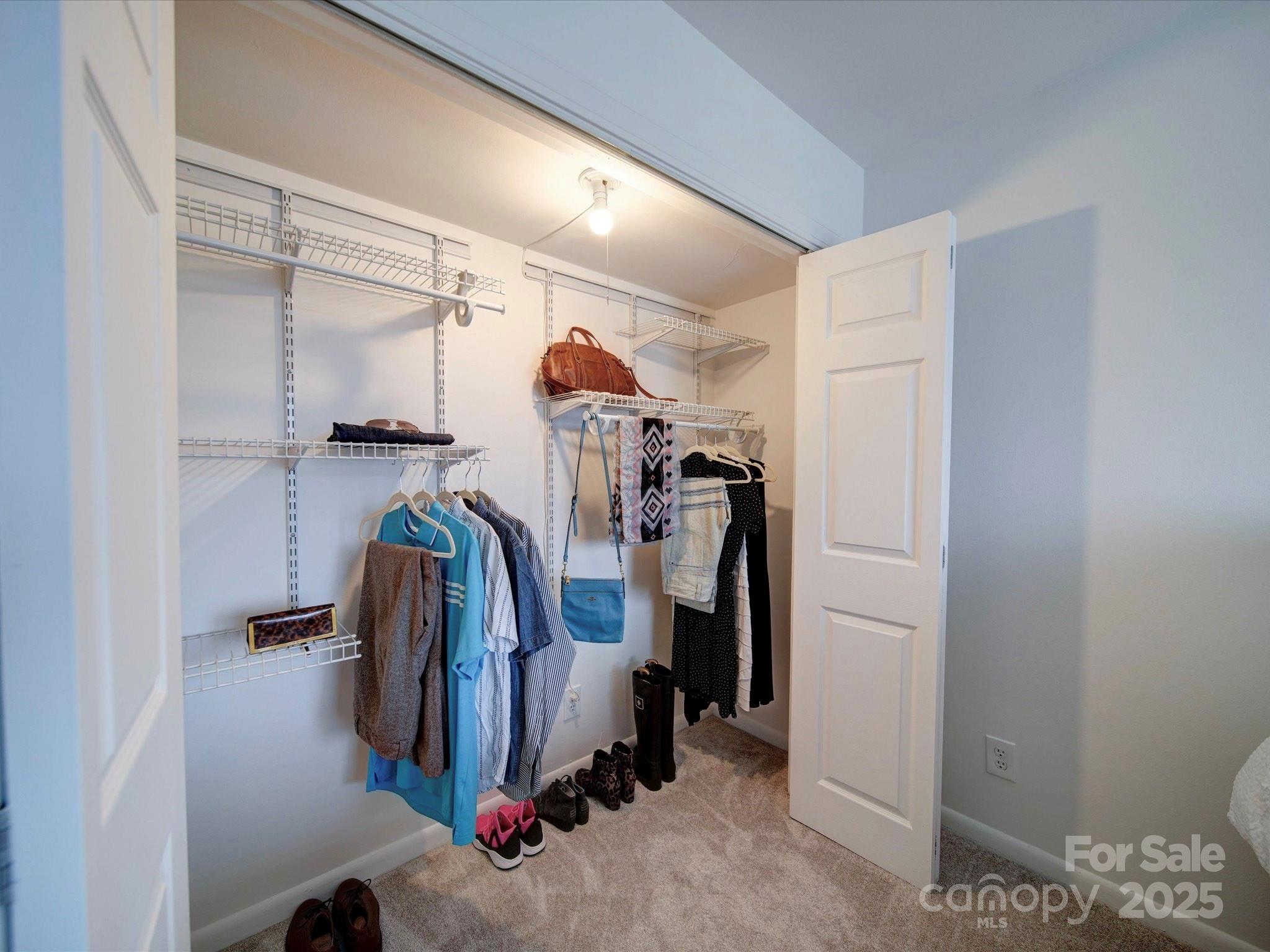 1323 Queens Road, Unit 424 Charlotte, NC 28207 - Photo 4 of 20 Gallery Image 4