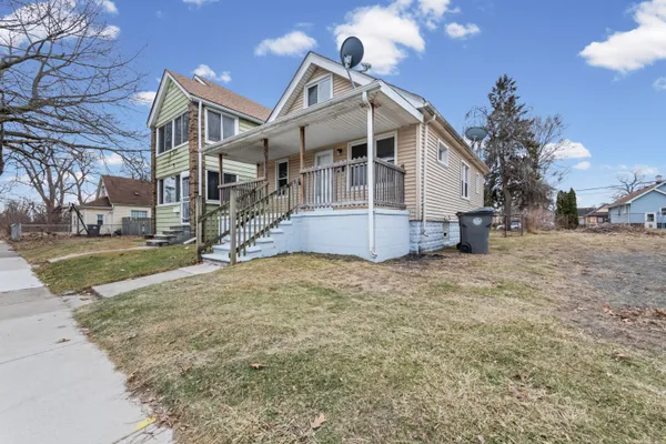 $99,000 | 36 East Charlotte Avenue, Ecorse, MI 48229