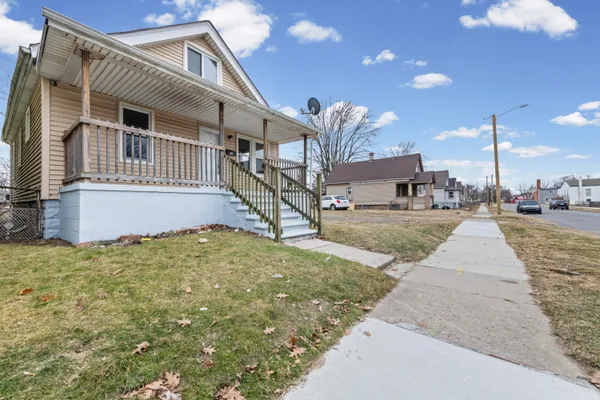 $99,000 | 36 East Charlotte Avenue, Ecorse, MI 48229