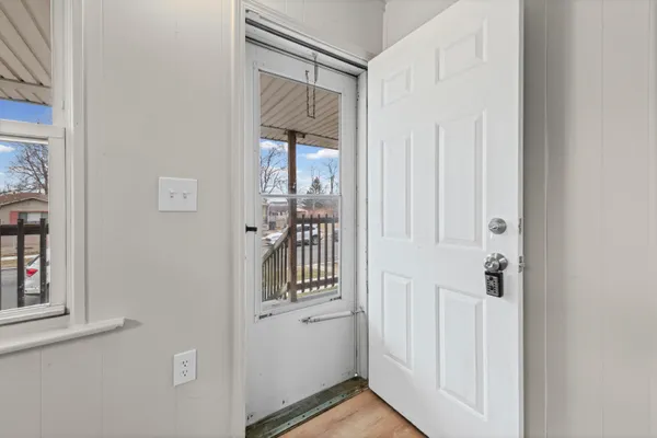 $99,000 | 36 East Charlotte Avenue, Ecorse, MI 48229