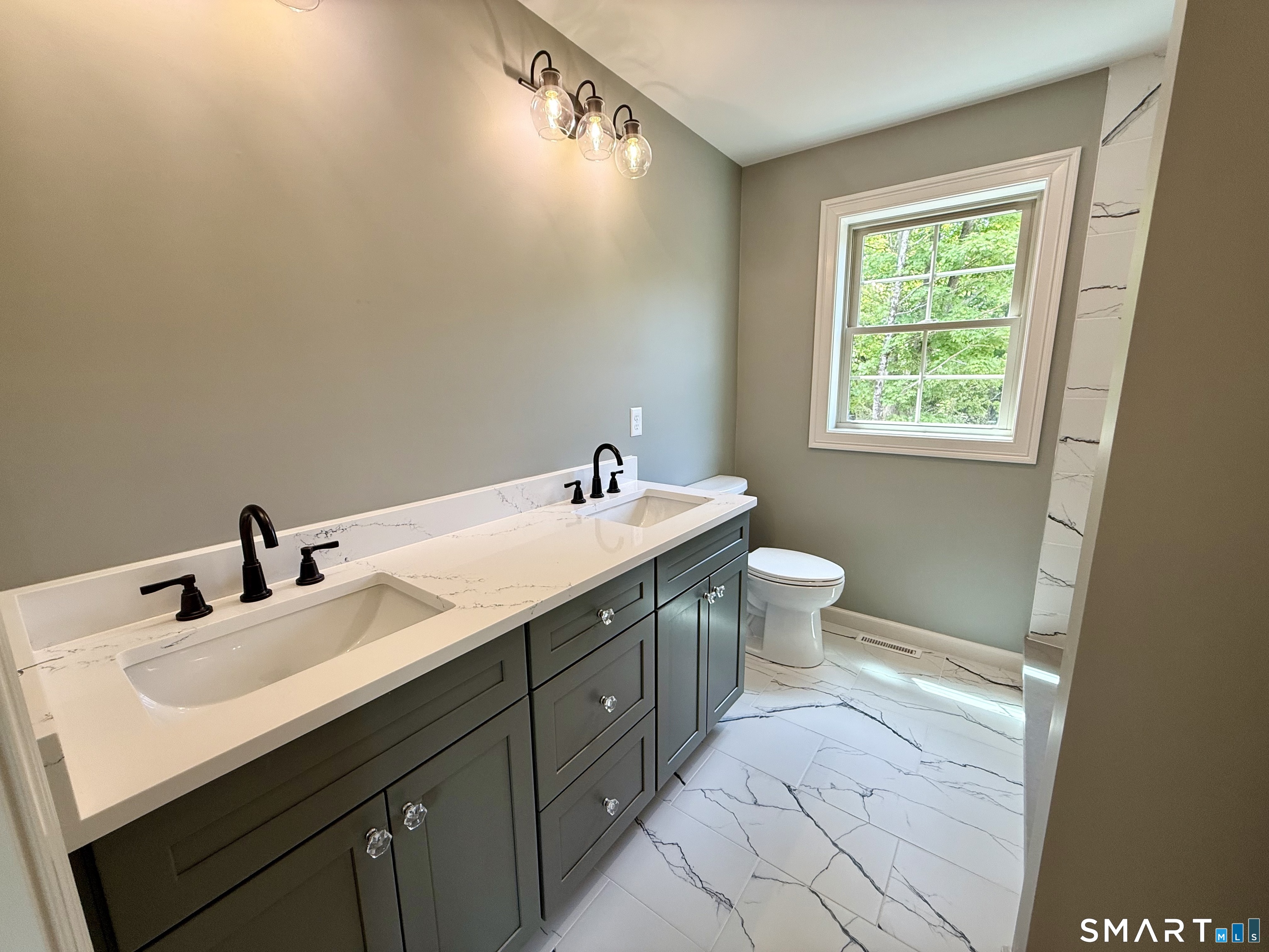 247 Green Hollow Road Killingly, CT 06239 - Photo 11 of 18