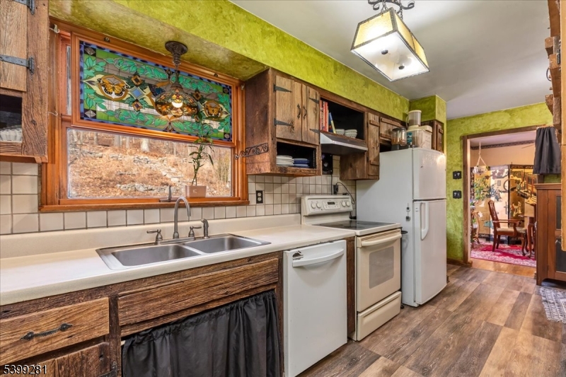 442 Little Brook Road Glen Gardner, NJ 08826 - Photo 11 of 50