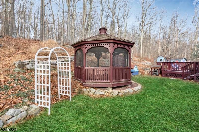 442 Little Brook Road Glen Gardner, NJ 08826 - Photo 28 of 50