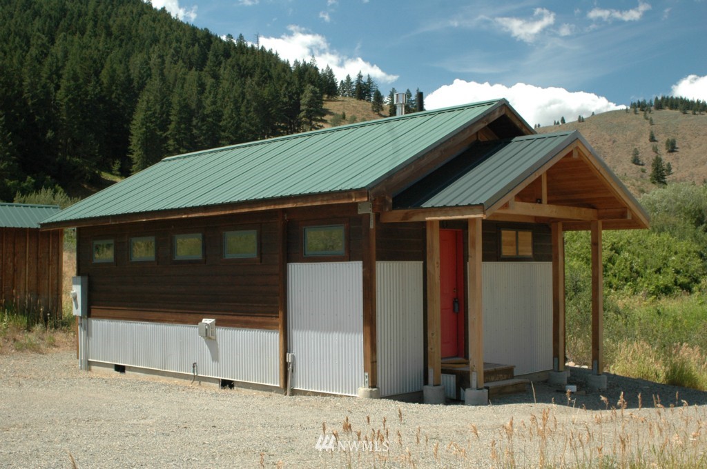 430 Rendezvous Road Winthrop, WA 98862 - Photo 1 of 22 Gallery Image 1