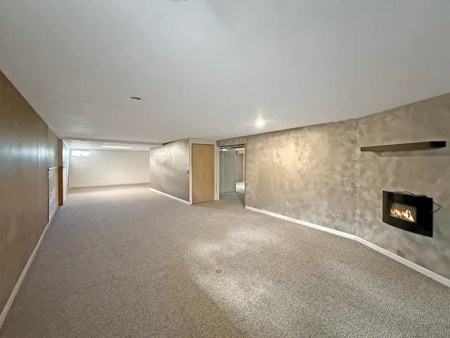 a view of empty room