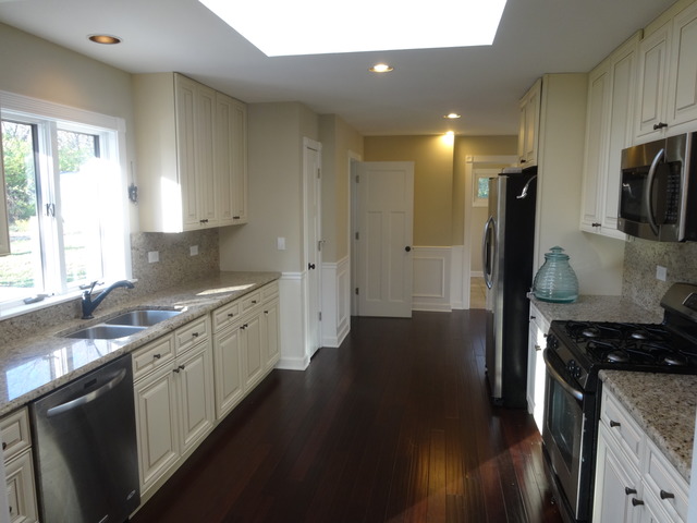 18N702 Westhill Road Algonquin, IL 60102 - Photo 2 of 23