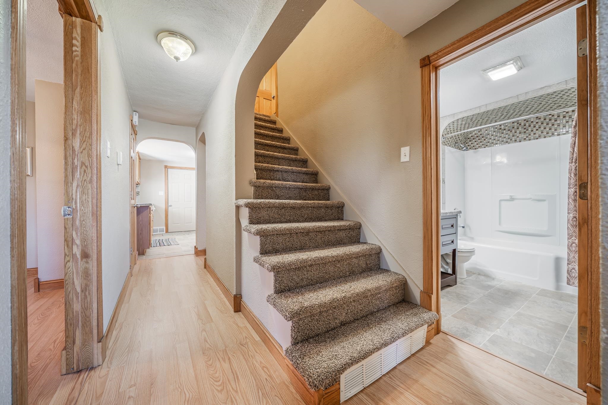 2780 Humboldt Road Green Bay, WI 54311 - Photo 14 of 51