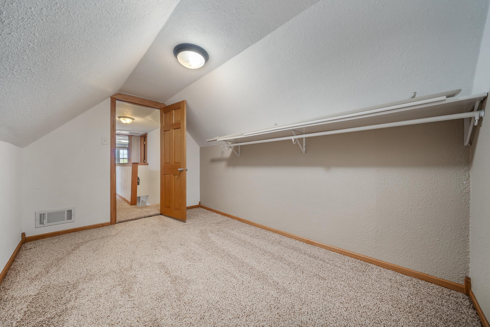 2780 Humboldt Road Green Bay, WI 54311 - Photo 15 of 51