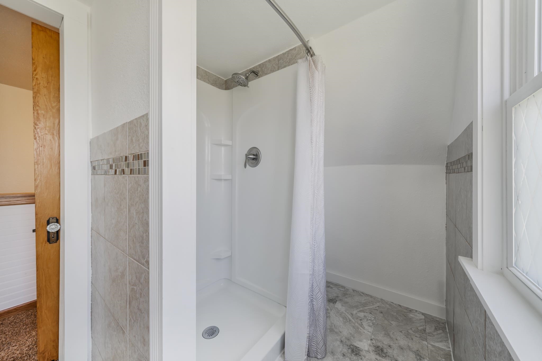 2780 Humboldt Road Green Bay, WI 54311 - Photo 17 of 51