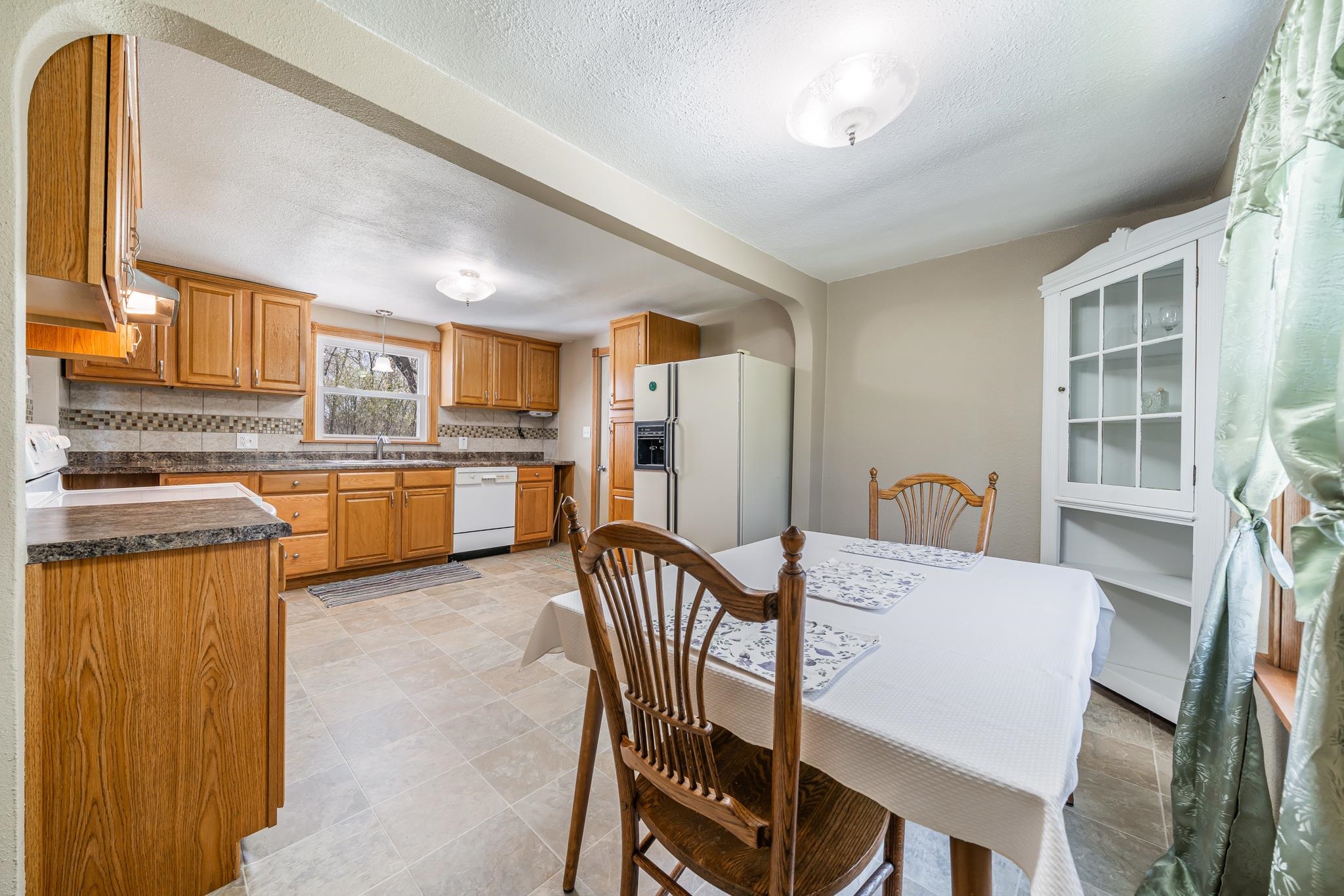 2780 Humboldt Road Green Bay, WI 54311 - Photo 2 of 51