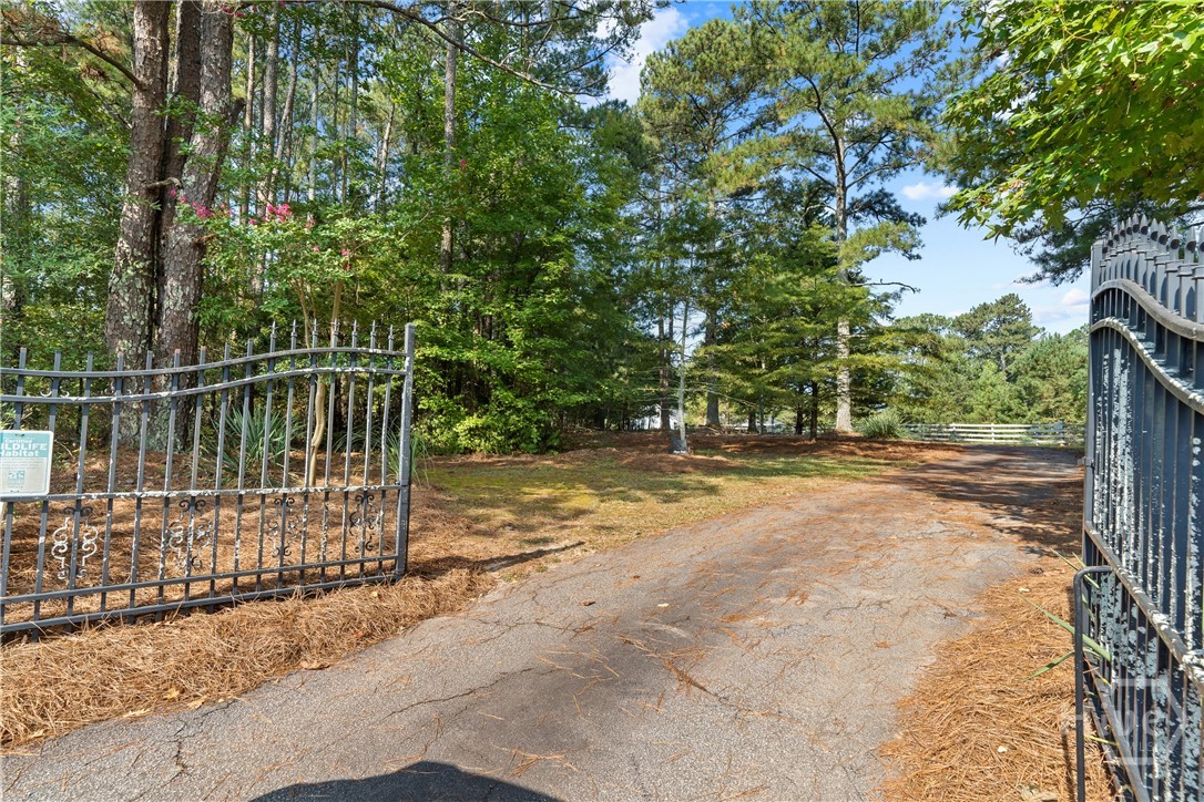 5145 Kent Rock Road Loganville, GA 30052 - Photo 12 of 64 Gallery Image 12