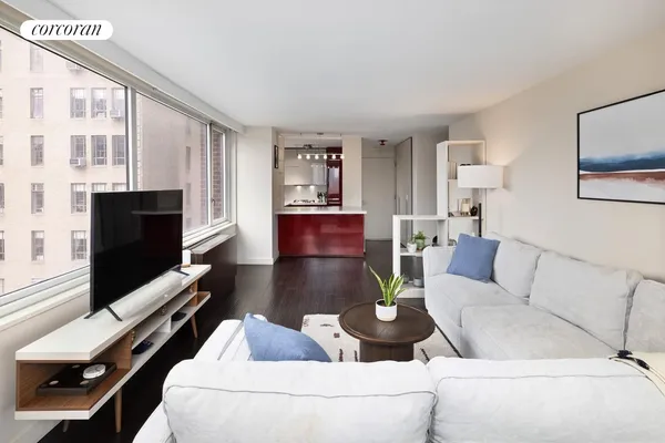 $1,250,000 | 322 West 57th Street, Unit 20B | Hell's Kitchen