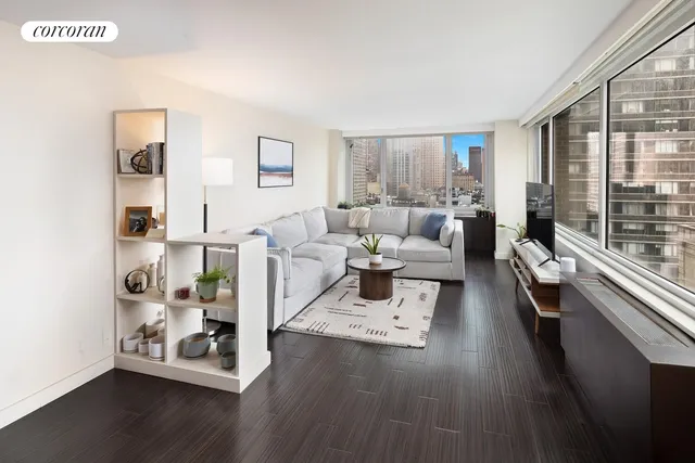 $1,350,000 | 322 West 57th Street, Unit 20B | Hell's Kitchen