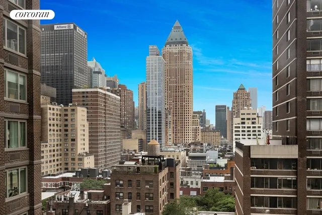 $1,350,000 | 322 West 57th Street, Unit 20B | Hell's Kitchen