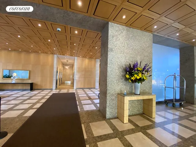 $1,350,000 | 322 West 57th Street, Unit 20B | Hell's Kitchen