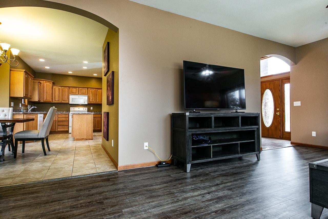 2120 Crown Point Road Dubuque, IA 52002 - Photo 7 of 44 Gallery Image 7