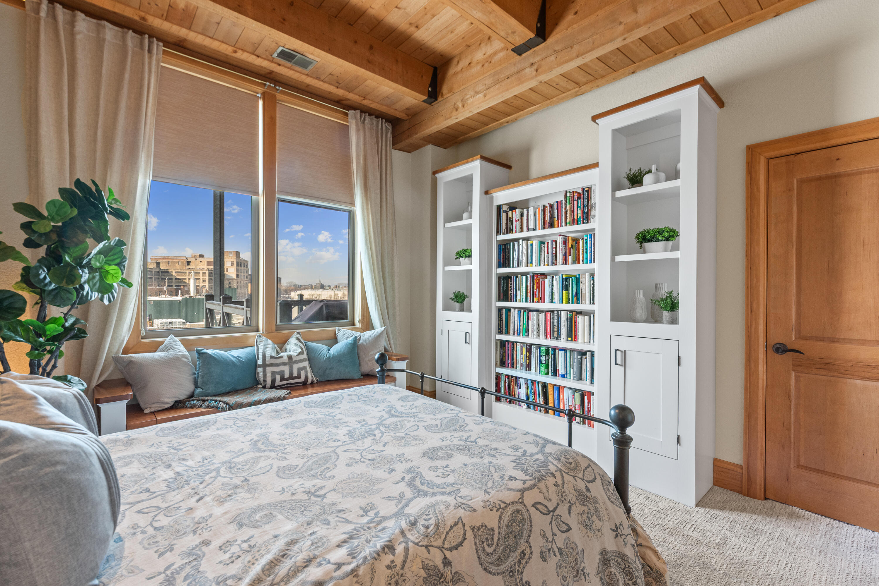 601 East Erie Street, Unit 313 Milwaukee, WI 53202 - Photo 26 of 48 Wake up to the River View!