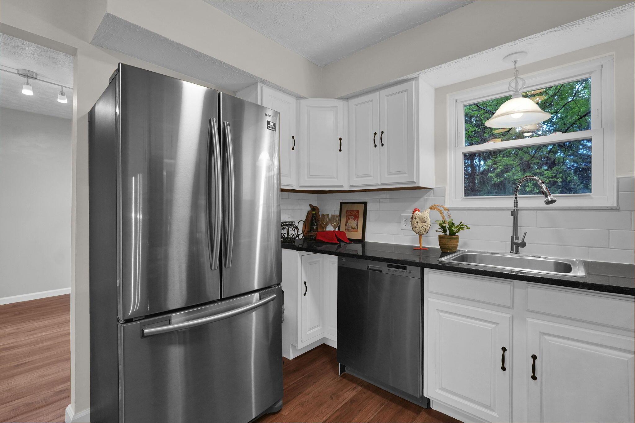 1270 Francisco Road Columbus, OH 43220 - Photo 12 of 36 12-web-or-mls-1270-francisco-rd