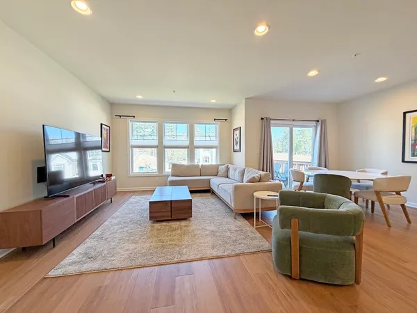 $899,000 | 130 Heron Lane, Unit 130, Sudbury, MA 01776